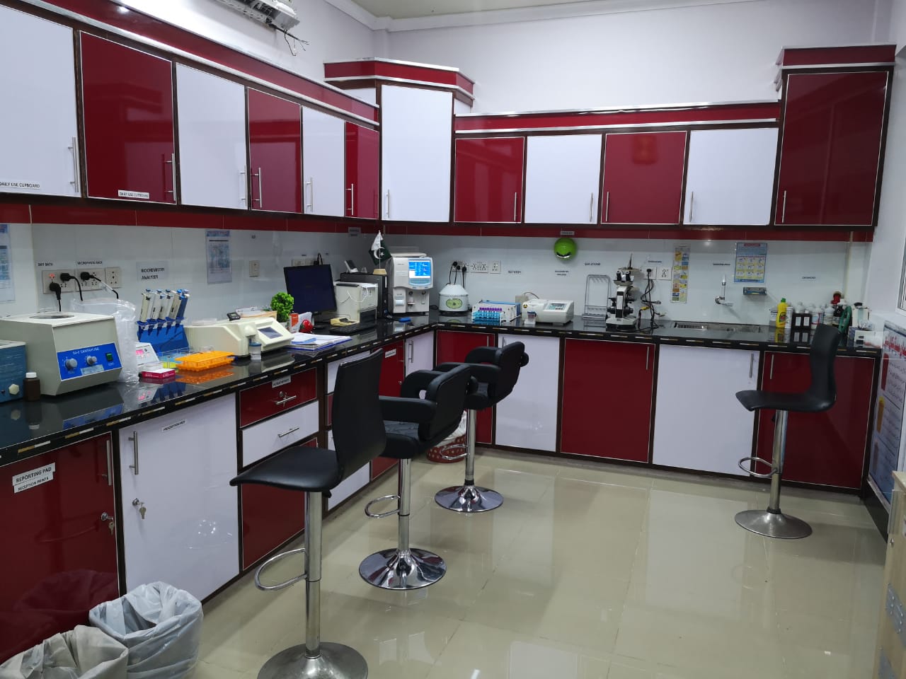 Laboratory at Eman Medical Tower